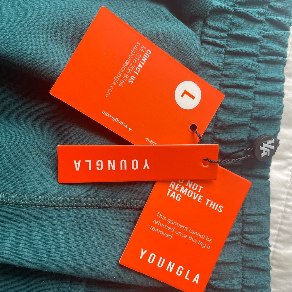 YOUNGLA Sweatpants - Picture 3 of 4